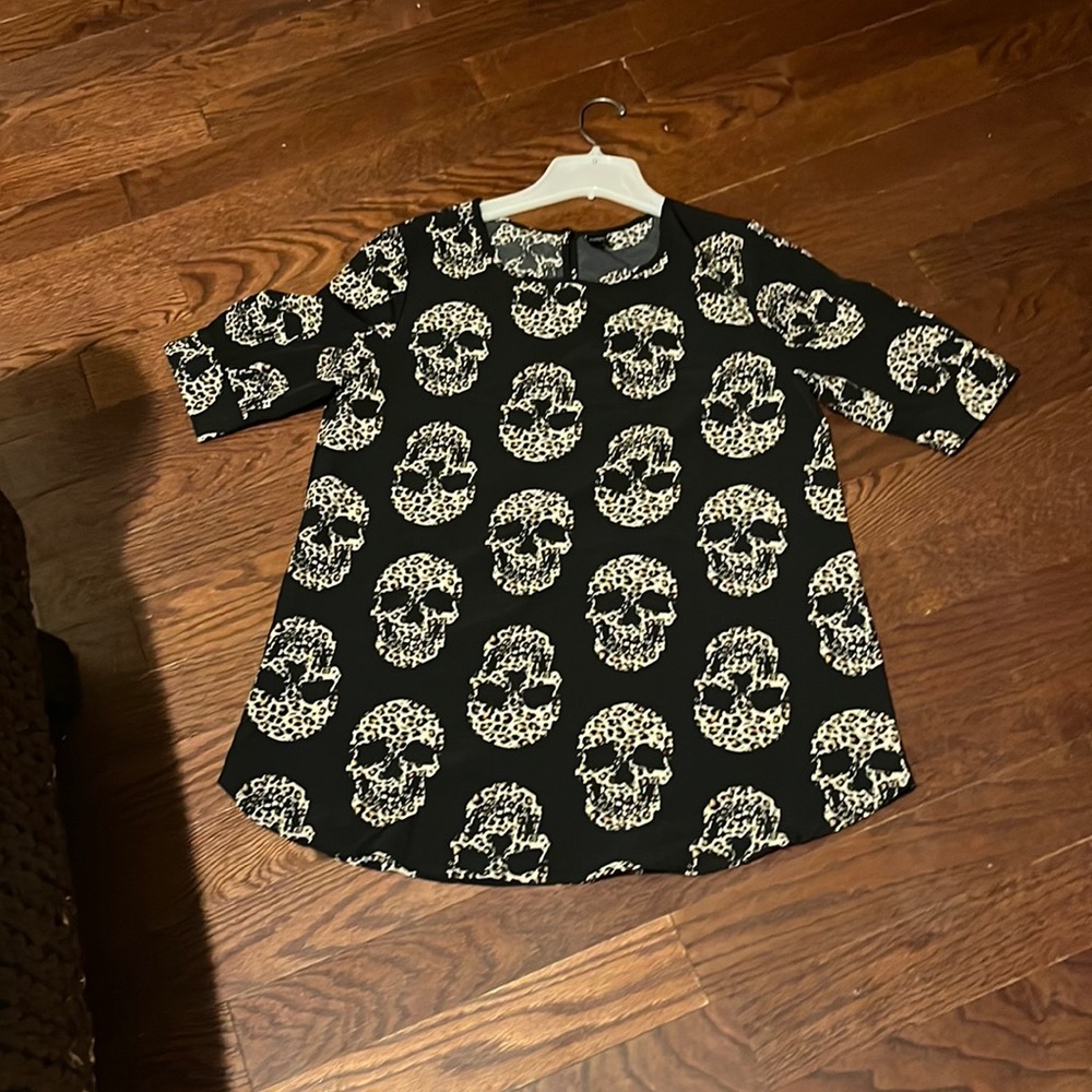 Skull top